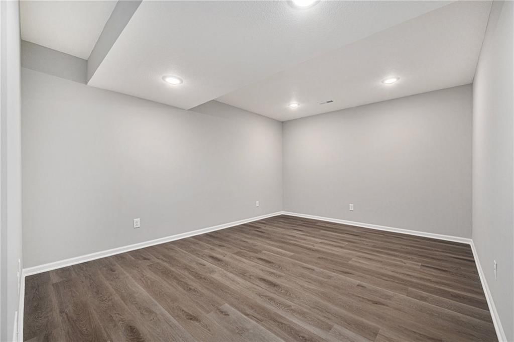 706 Summer Dawn Circle — photo 15