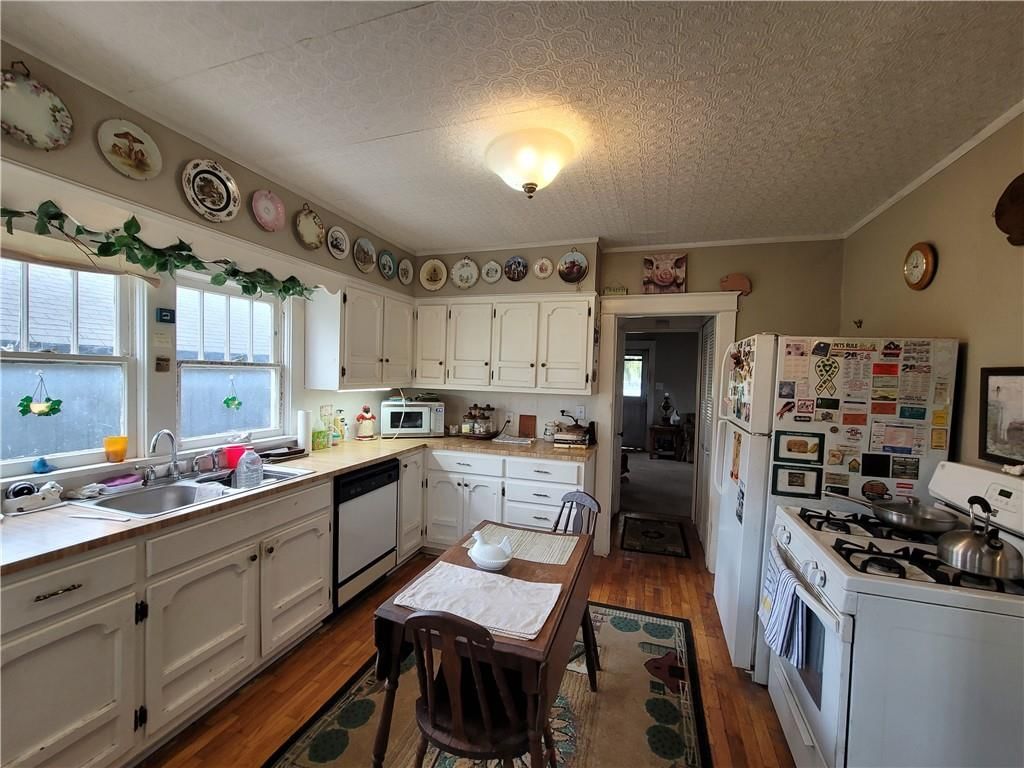 1709 Washington Avenue — photo 11