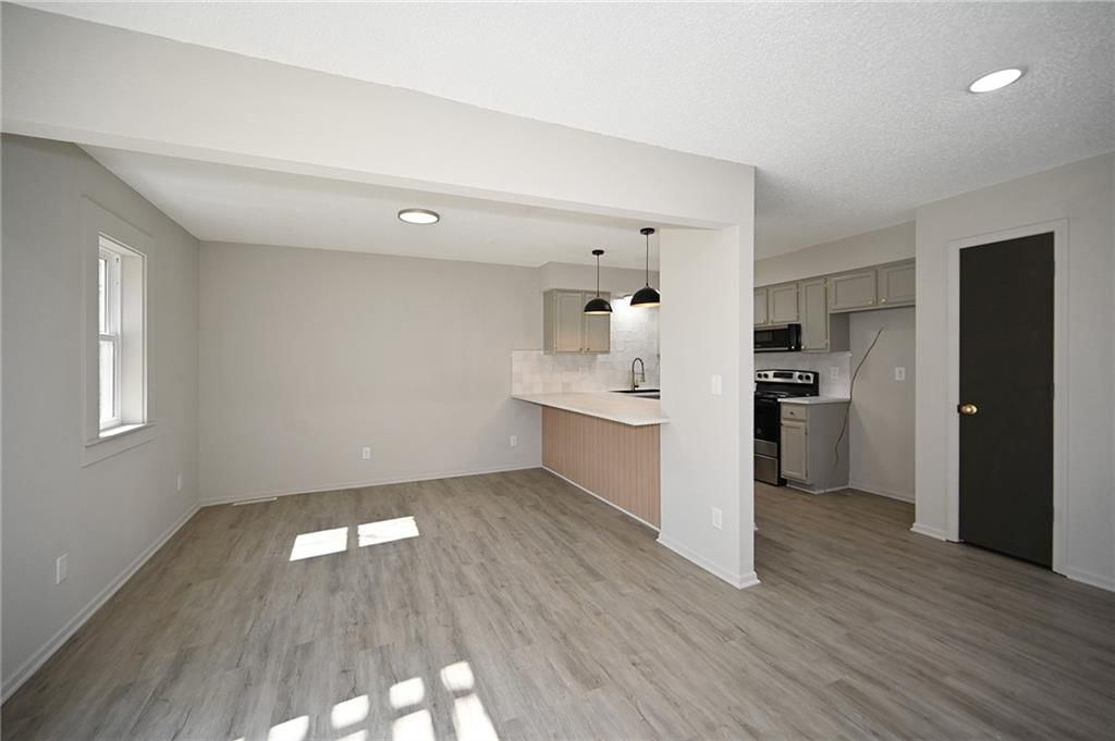 6816 N Fisk Avenue — photo 13