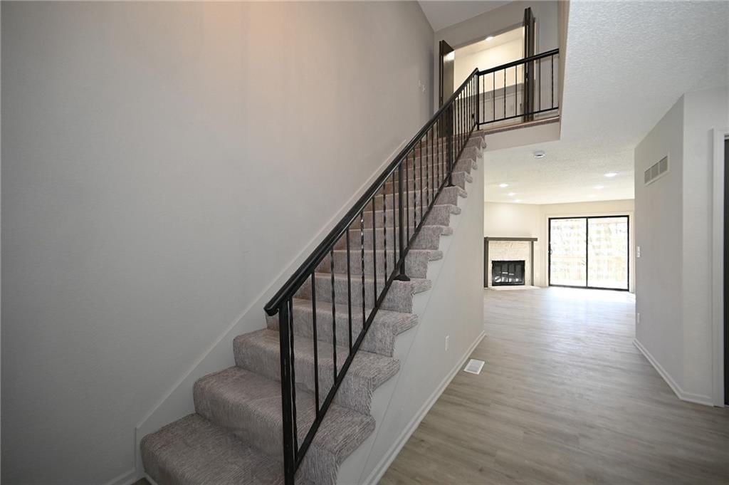6816 N Fisk Avenue — photo 18