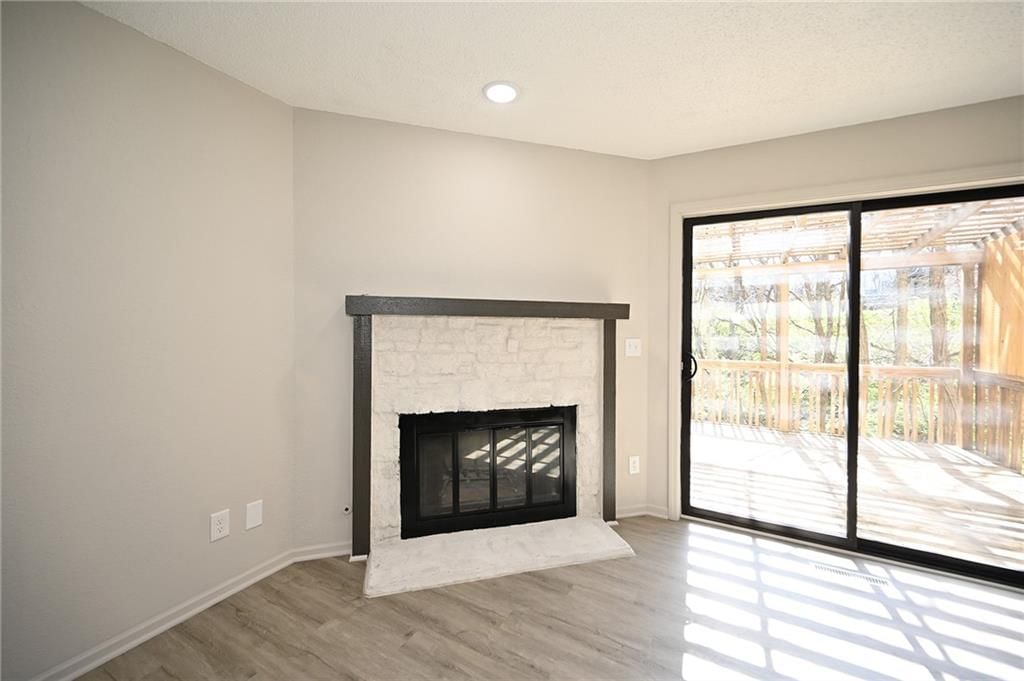 6816 N Fisk Avenue — photo 25