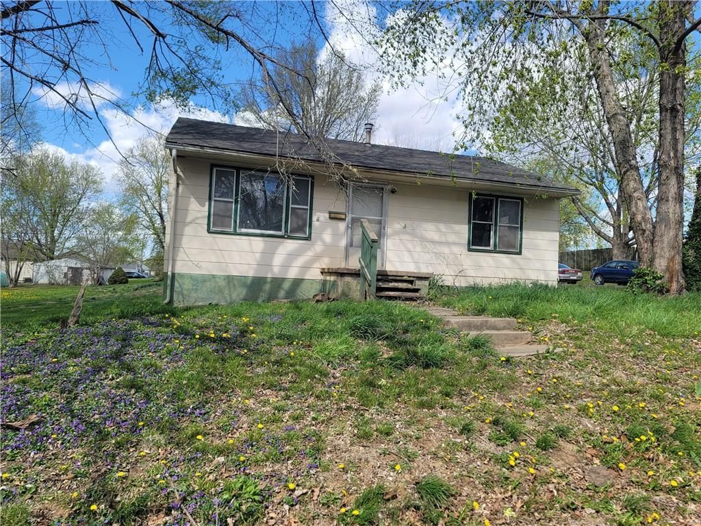2116 Mckinley Street — photo 2