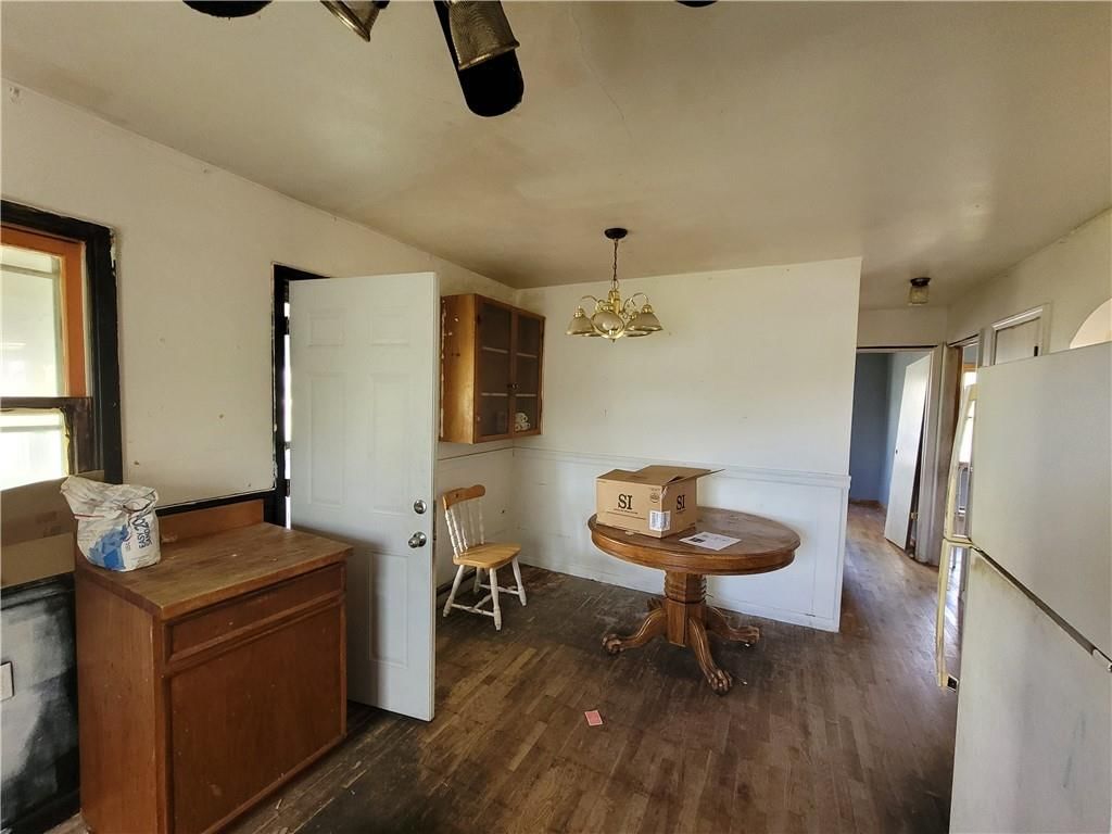 2116 Mckinley Street — photo 3