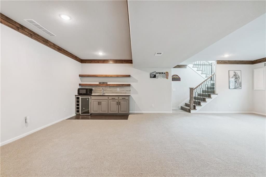 235 SW Eagles Ridge Drive — photo 32