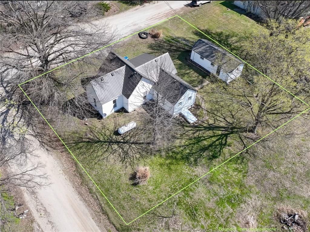 110 W North Street — photo 18