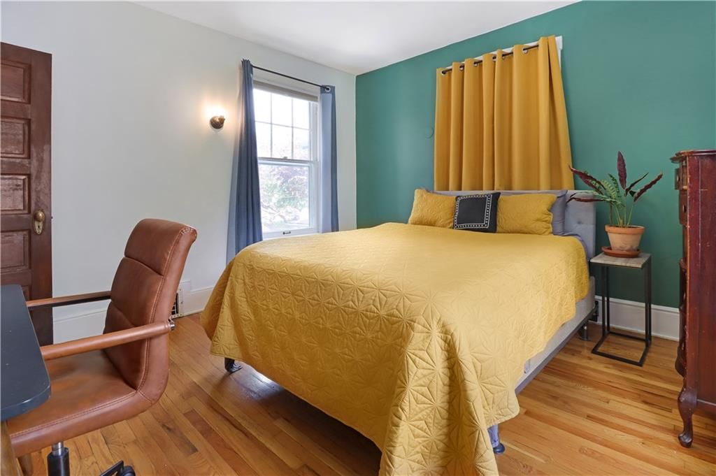 3916 Mercier Street — photo 18