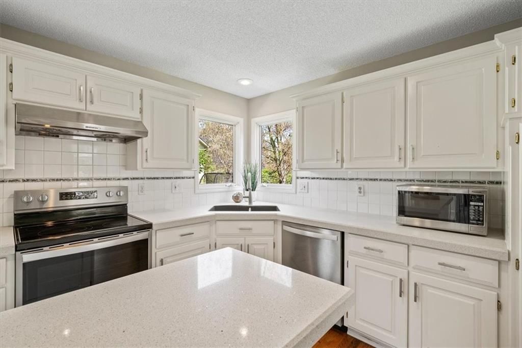 12956 S Hagan Street — photo 8