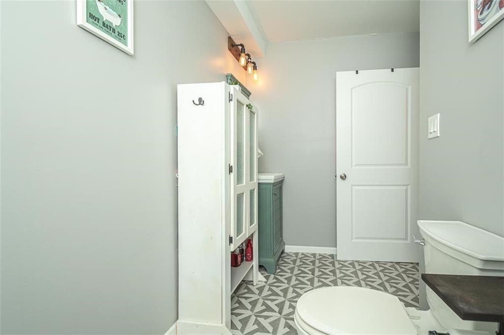 1407 S Cedar Street — photo 35