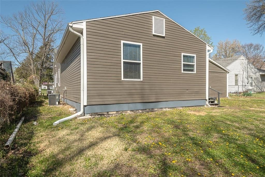 1407 S Cedar Street — photo 46