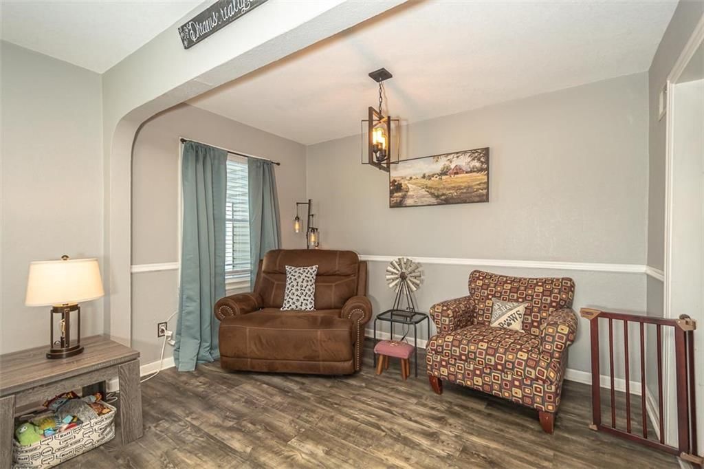 1407 S Cedar Street — photo 10