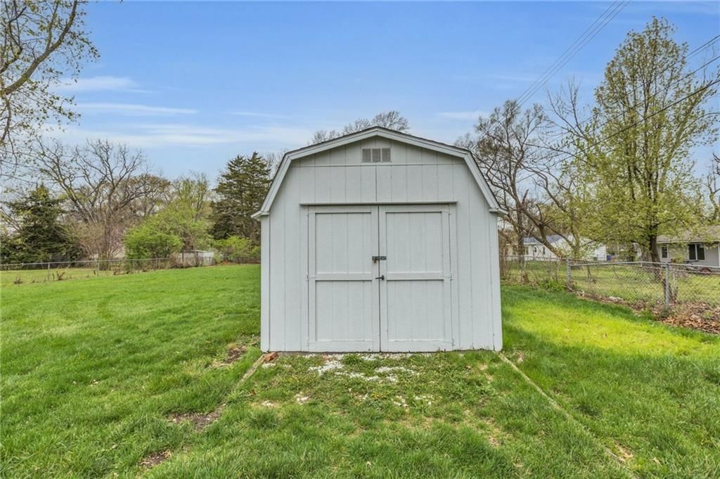 6102 QUIVIRA Road — photo 24