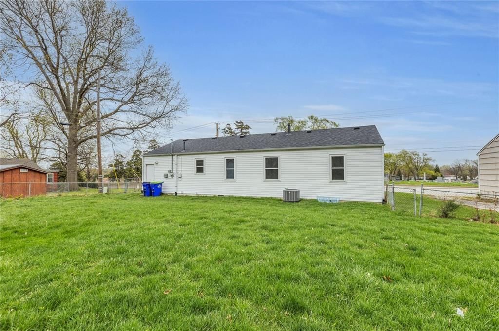 6102 QUIVIRA Road — photo 27