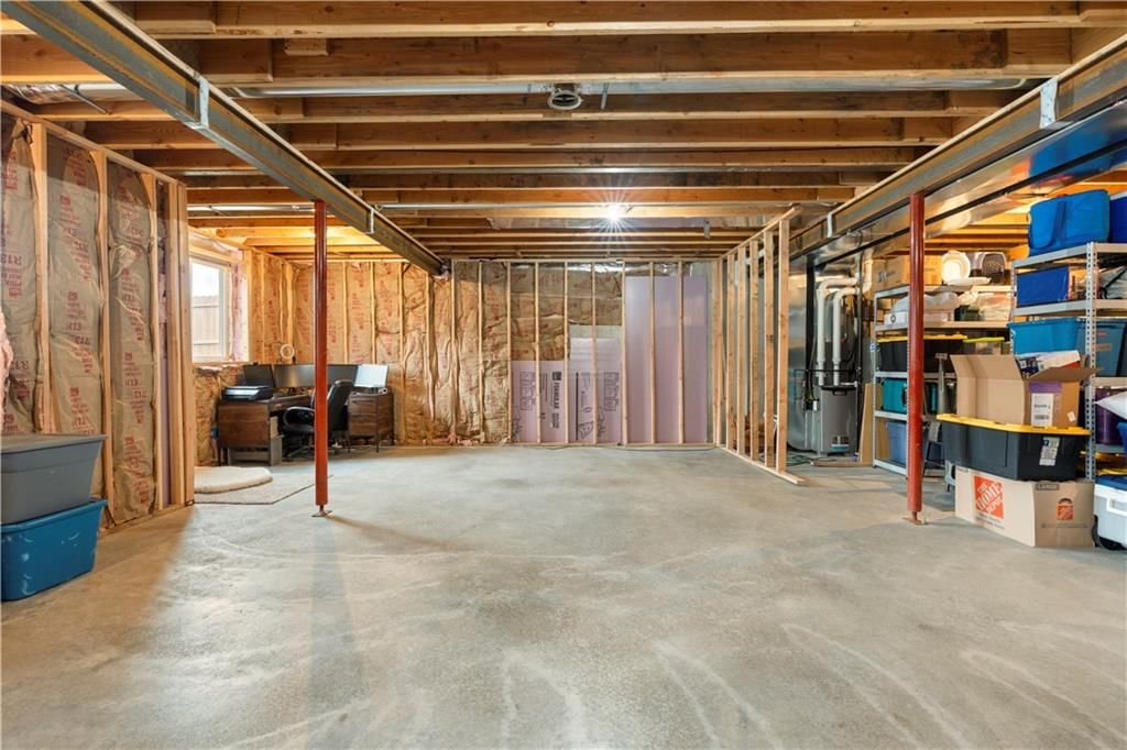 512 SW Meadowood Drive — photo 33