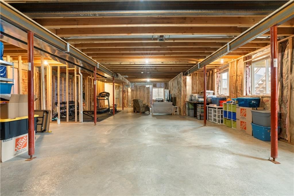 512 SW Meadowood Drive — photo 34