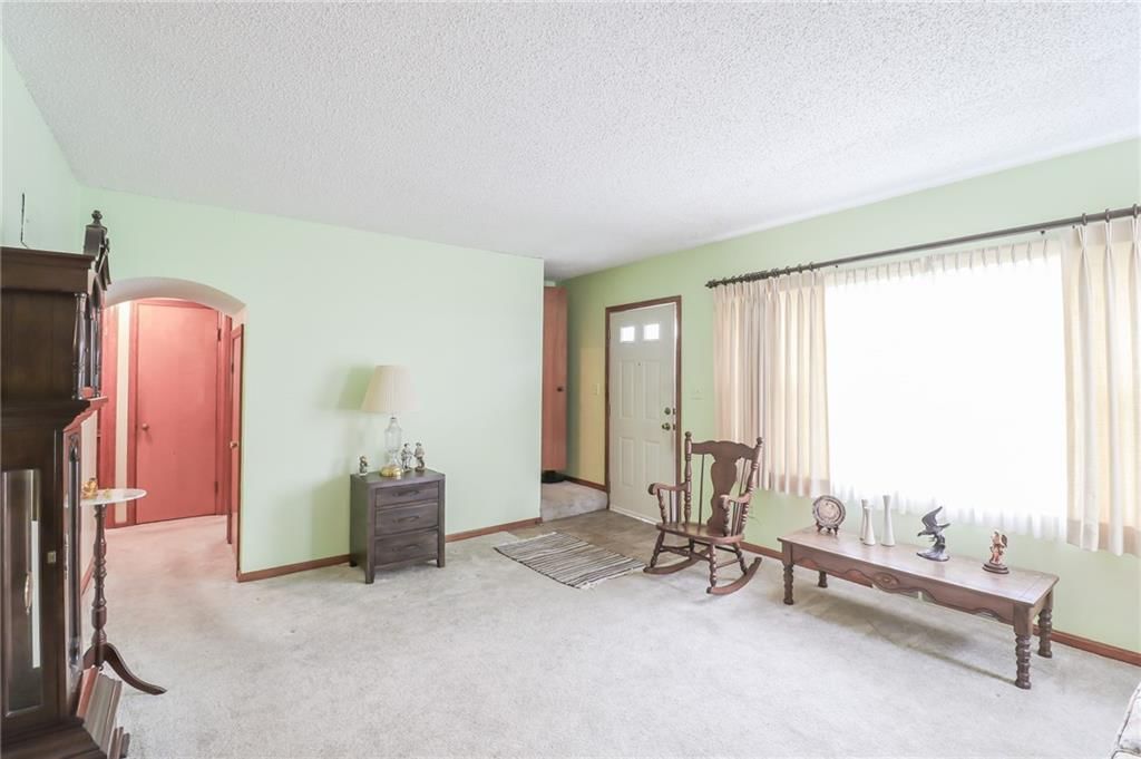 1601 S Market Street — photo 17