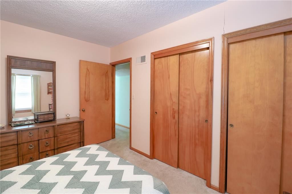 1601 S Market Street — photo 20