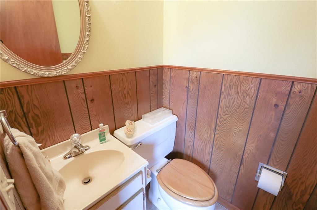 1601 S Market Street — photo 26