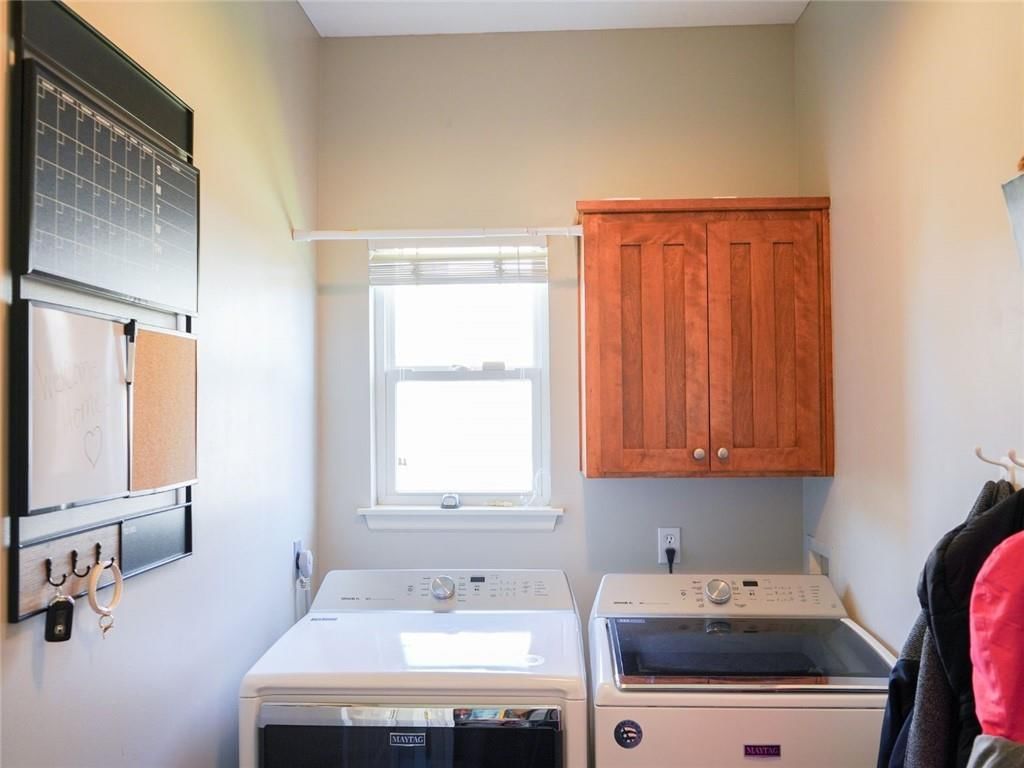 209 Westgate Court — photo 14