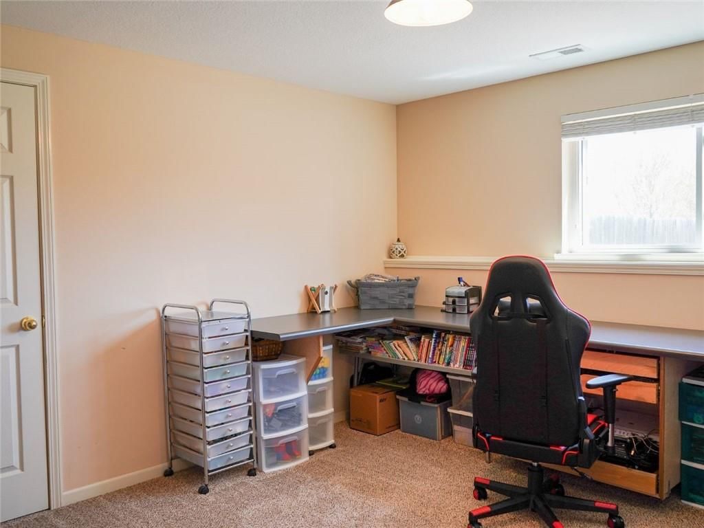 209 Westgate Court — photo 29