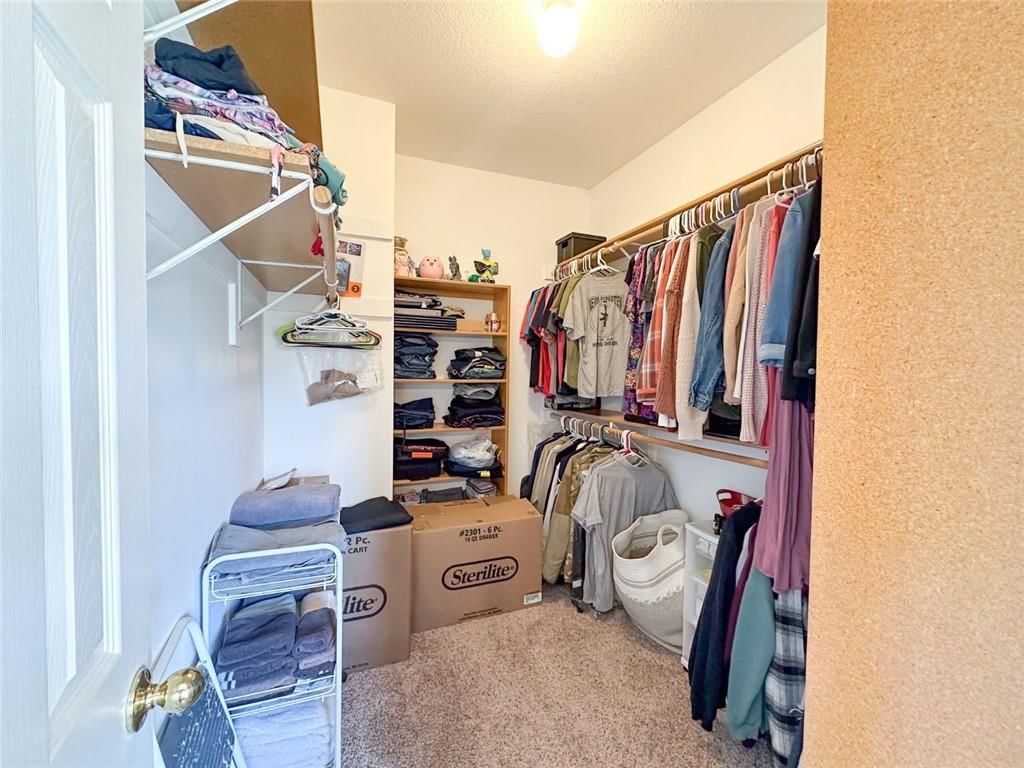 209 Westgate Court — photo 9