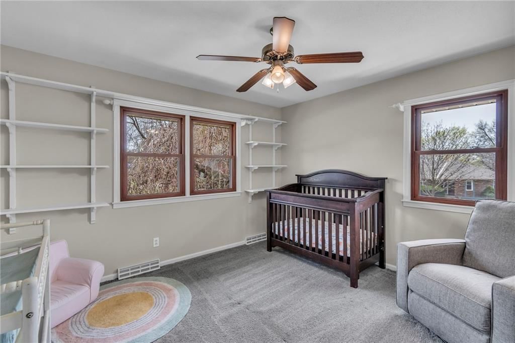 501 NW Wedgewood Drive — photo 21