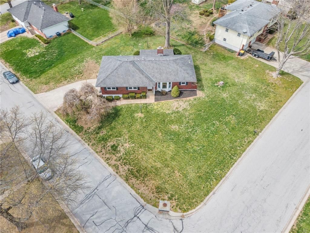 501 NW Wedgewood Drive — photo 31