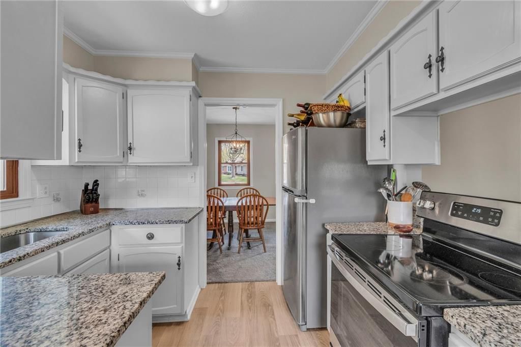 501 NW Wedgewood Drive — photo 10