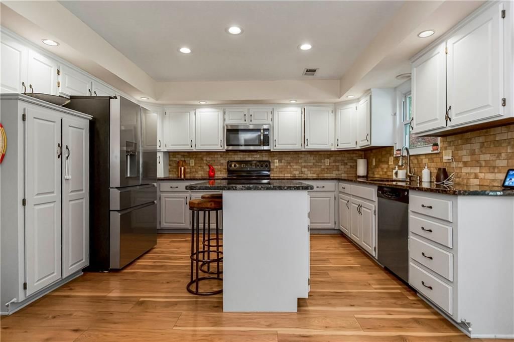 14852 W Peppermill Drive — photo 10