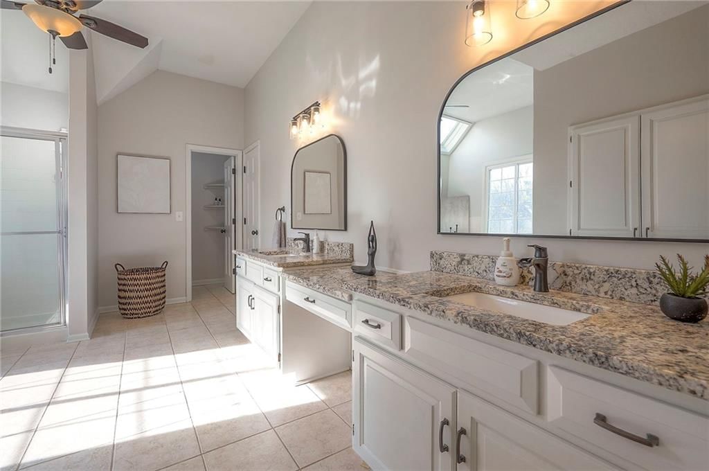 12900 Cedar Street — photo 20