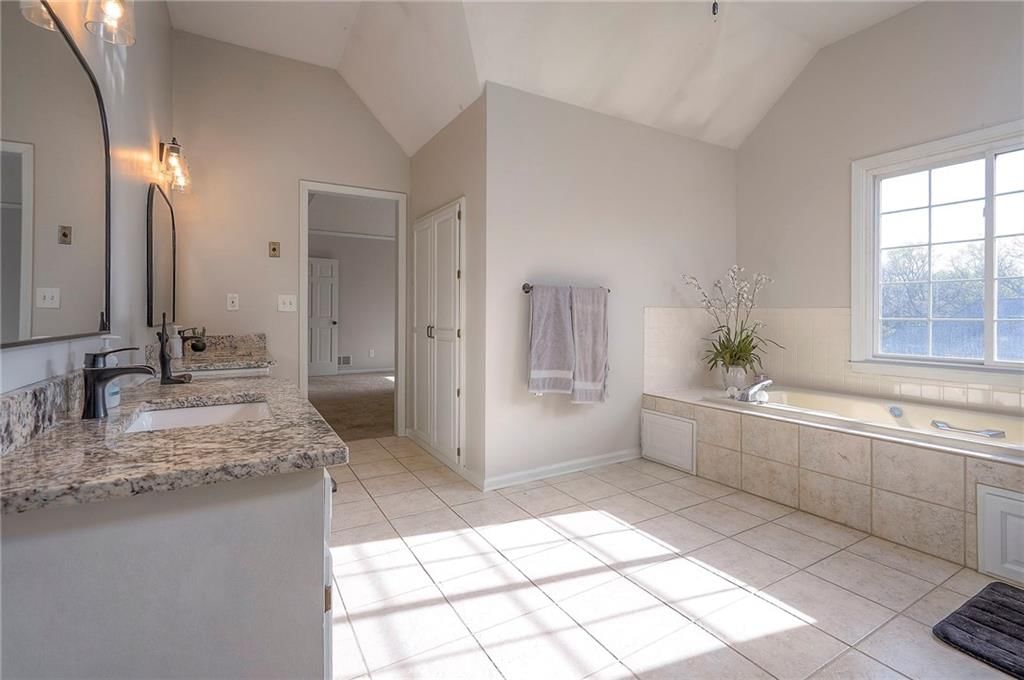12900 Cedar Street — photo 23