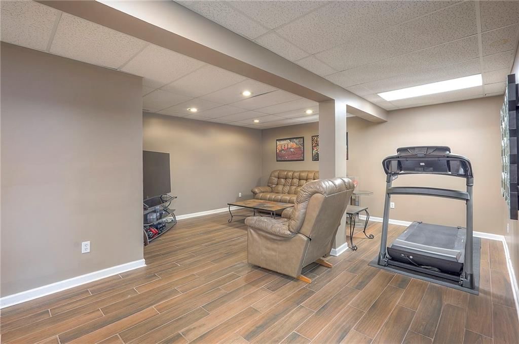 12900 Cedar Street — photo 33