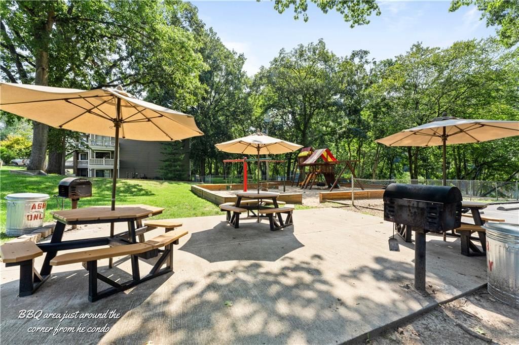 343 Wimbledon Drive — photo 29