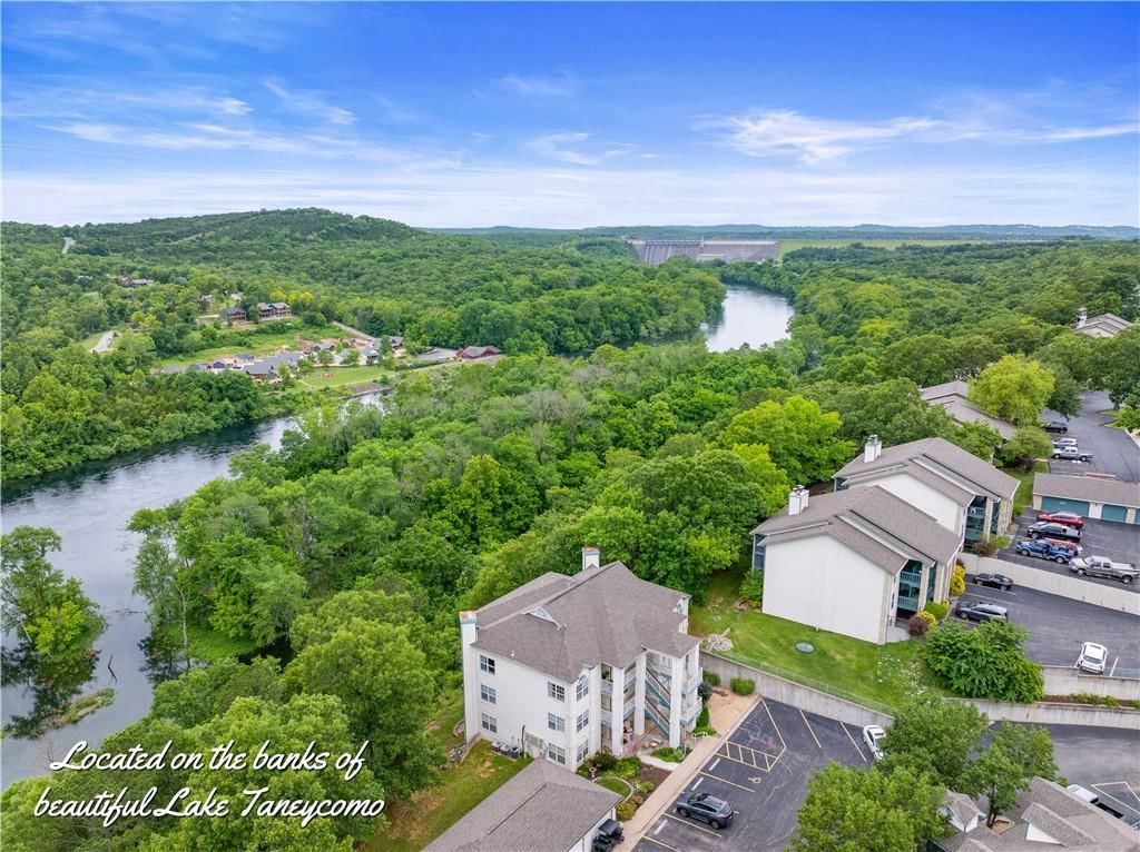 160 The Bluffs Drive — photo 25