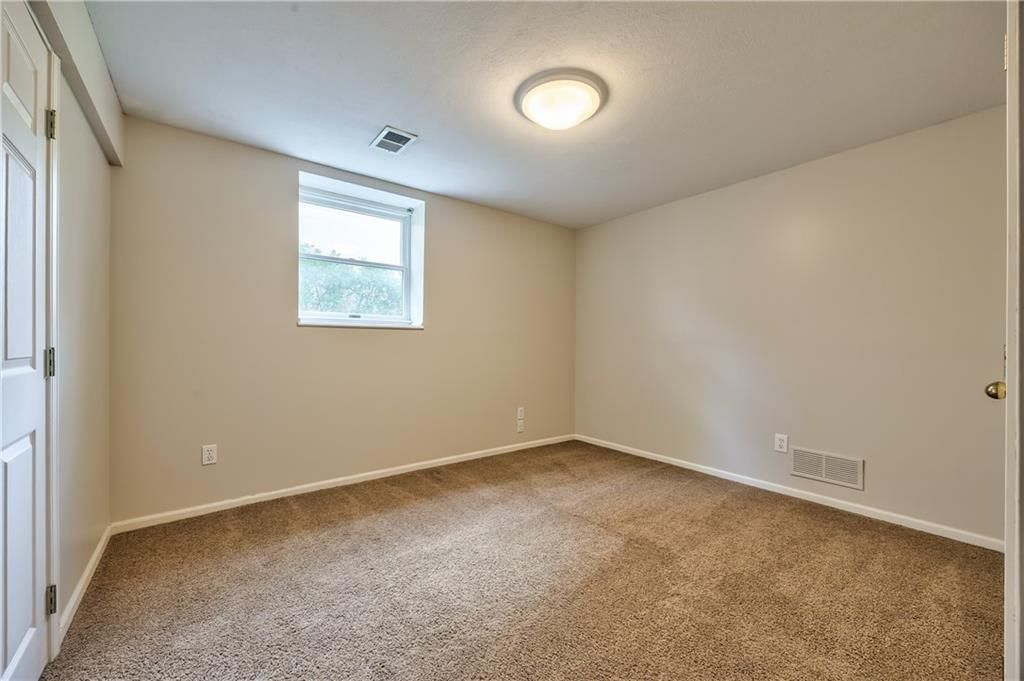 13109 Grandview Street — photo 37