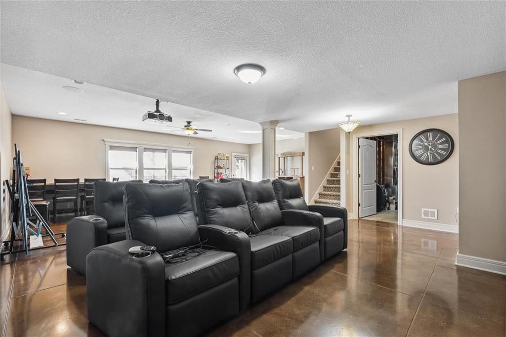 17200 Abby Lane — photo 30