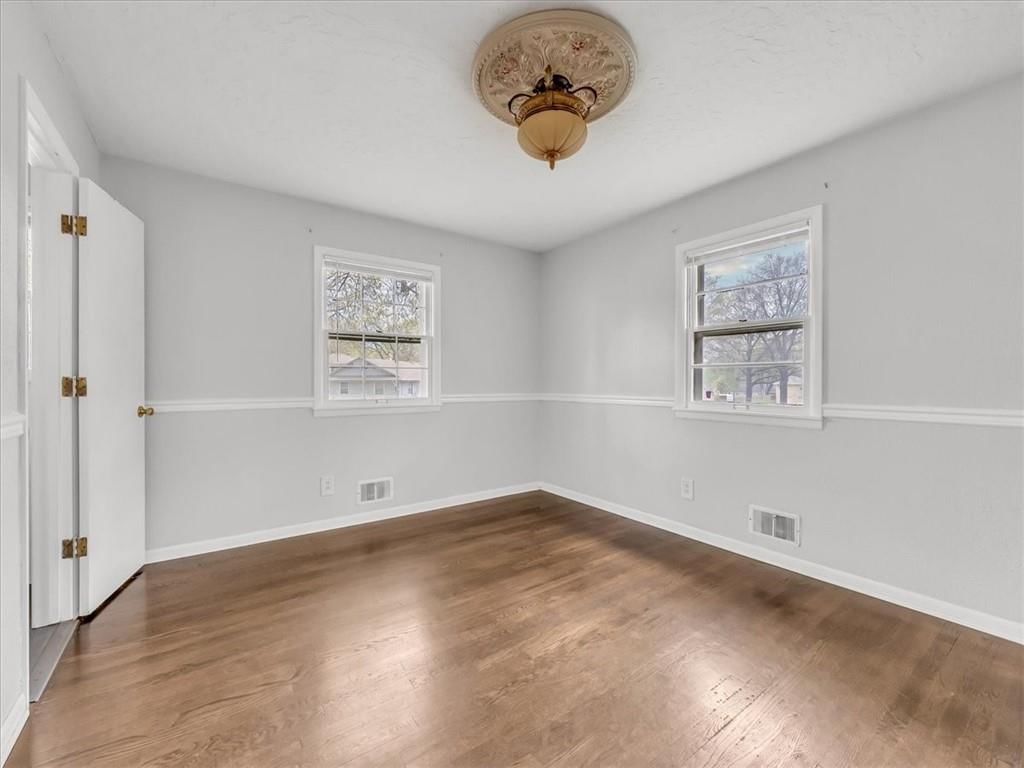 3400 S Emery Avenue — photo 16