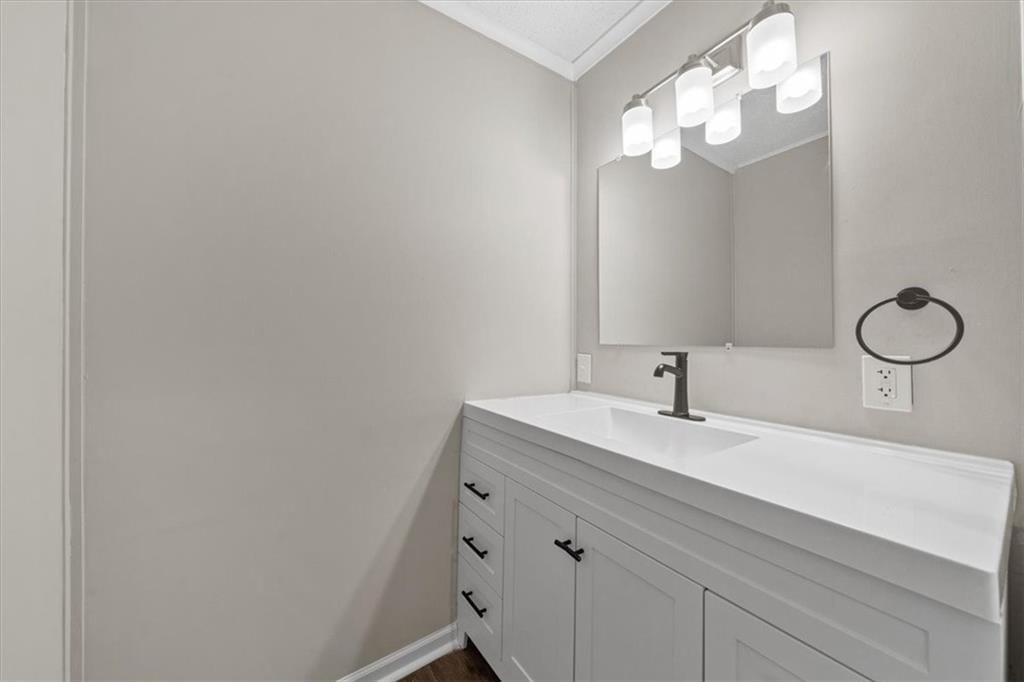10032 E Westport Road — photo 13