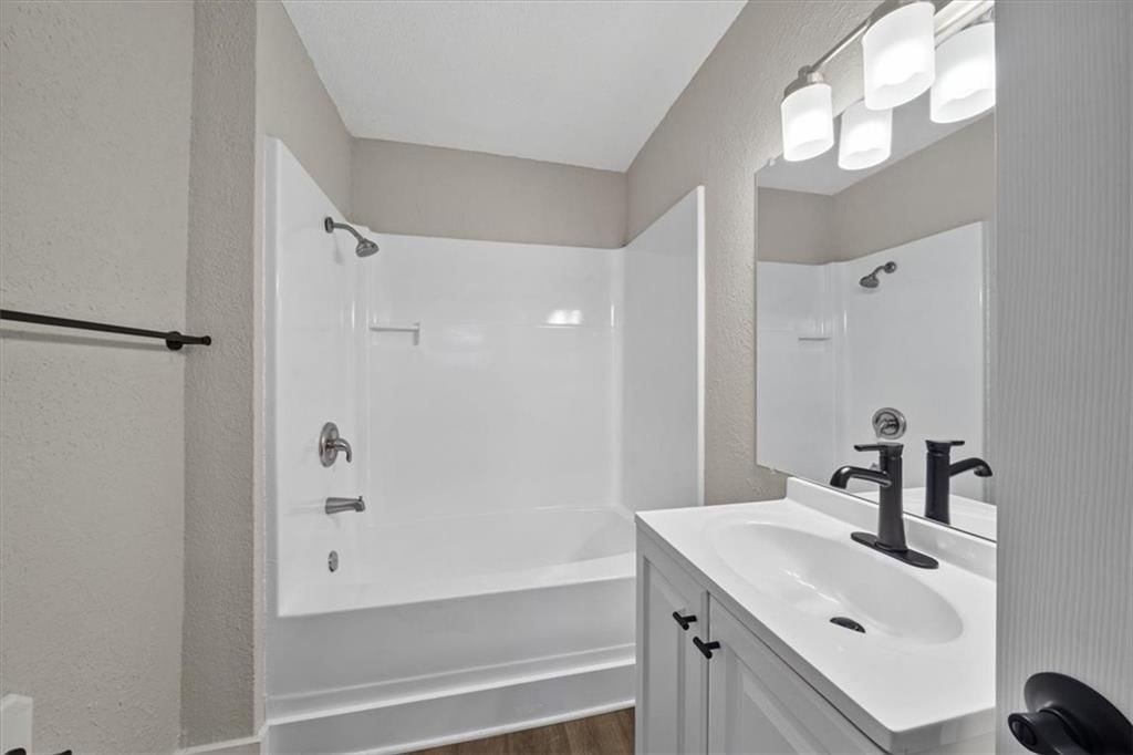 10032 E Westport Road — photo 17