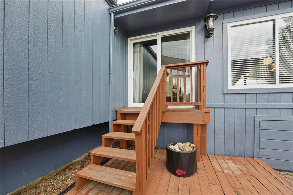 10631 N Wallace Avenue — photo 36