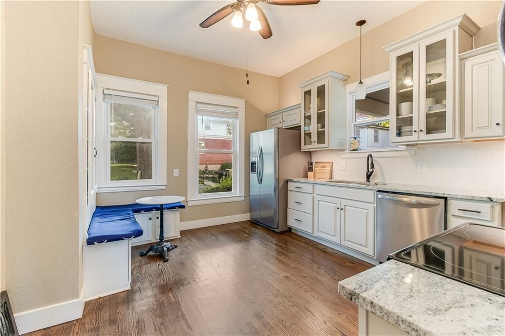 610 W Truman Road — photo 15
