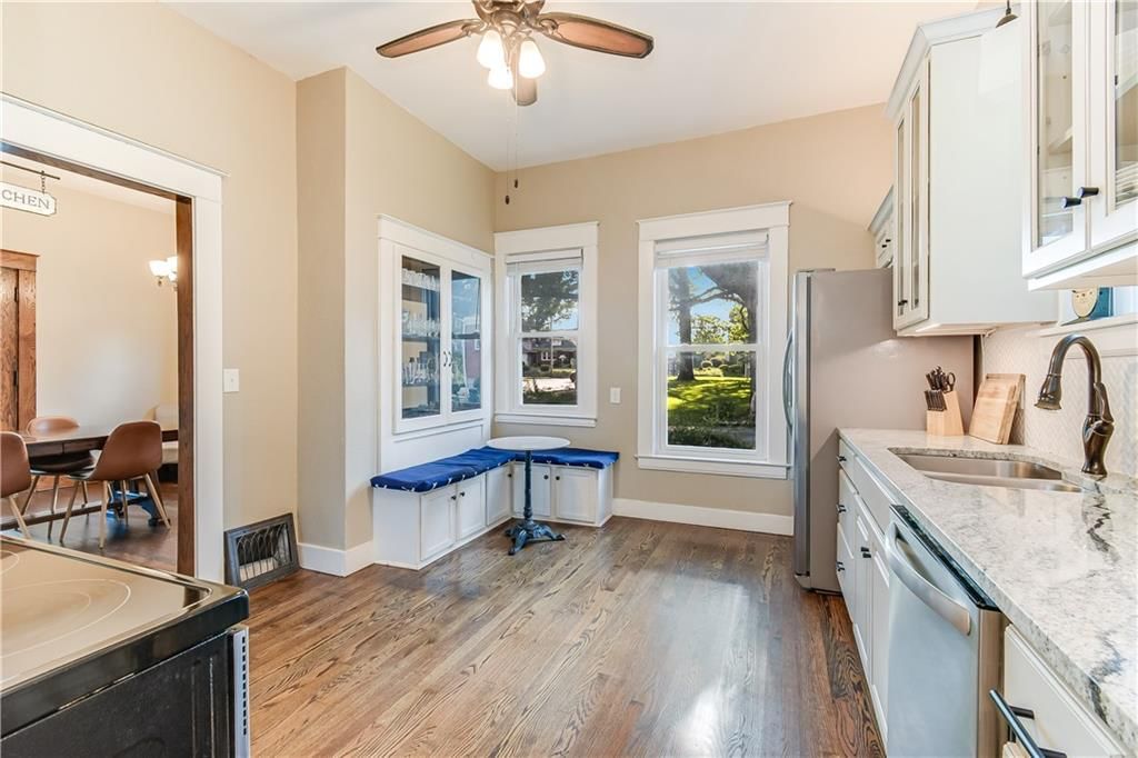 610 W Truman Road — photo 16