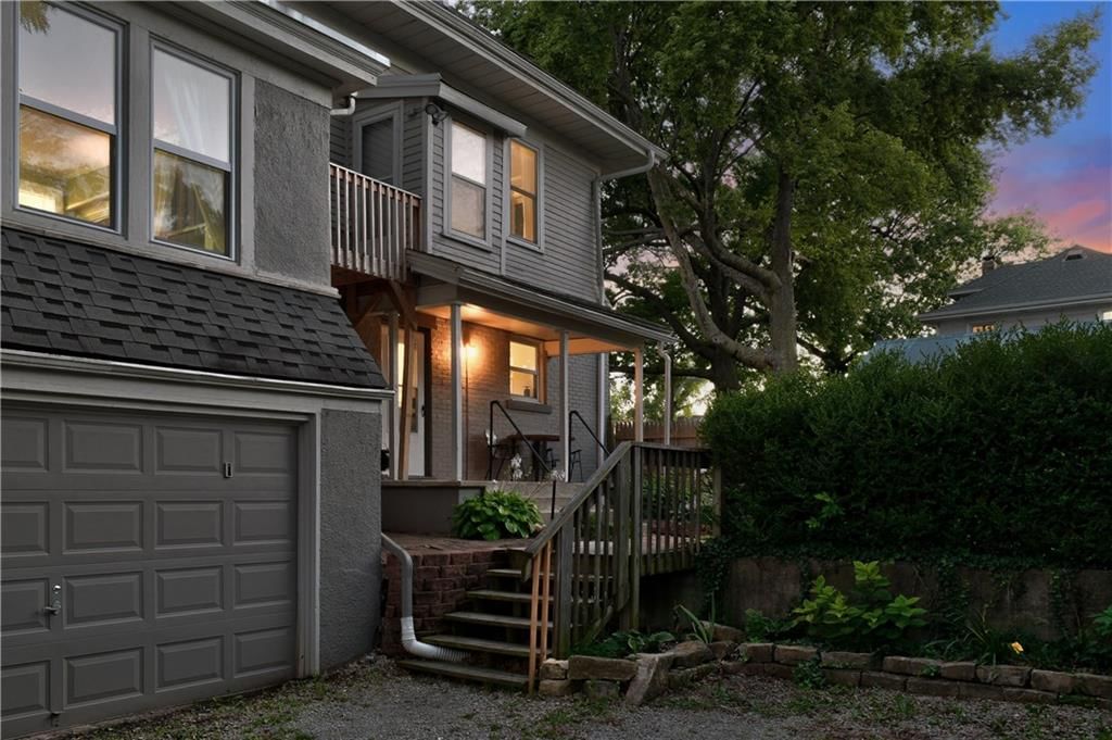 610 W Truman Road — photo 34