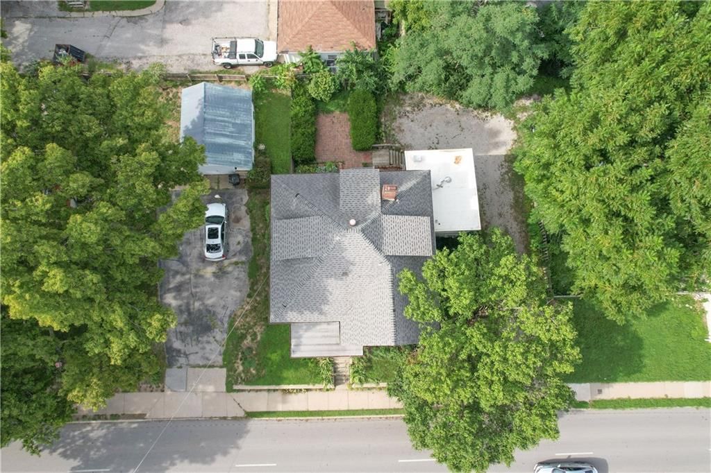 610 W Truman Road — photo 41