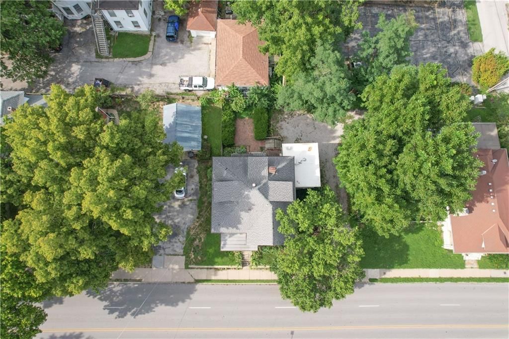 610 W Truman Road — photo 43