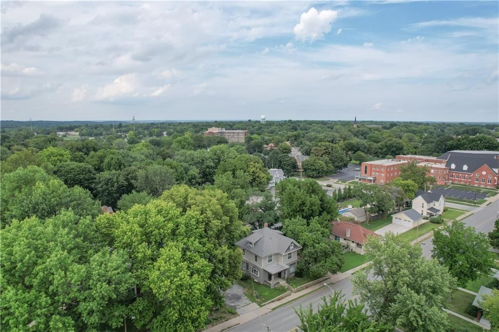 610 W Truman Road — photo 45