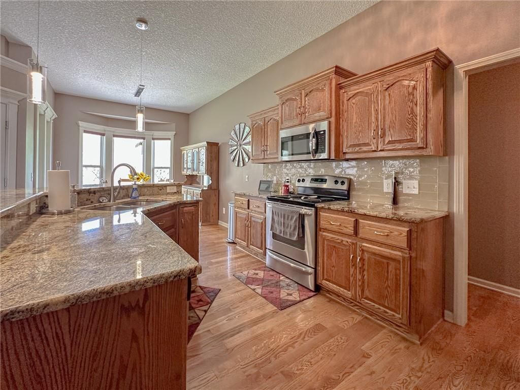 15691 Blackberry Trail — photo 58