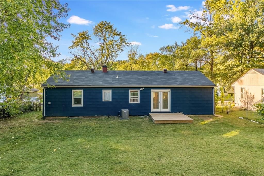 5907 Claremont Avenue — photo 18
