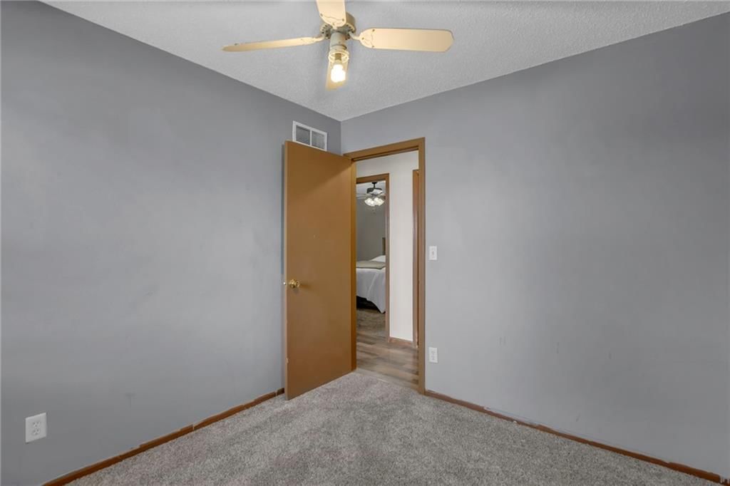 1905 Brandon Street — photo 17