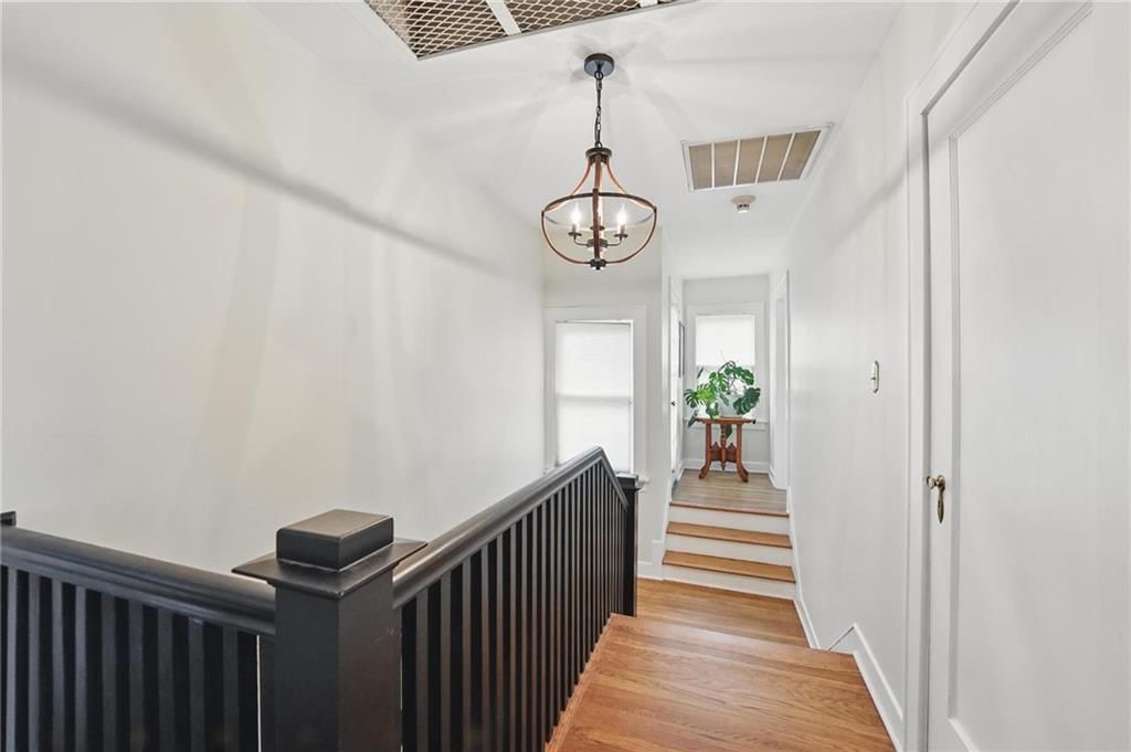 1037 W Gregory Boulevard — photo 17