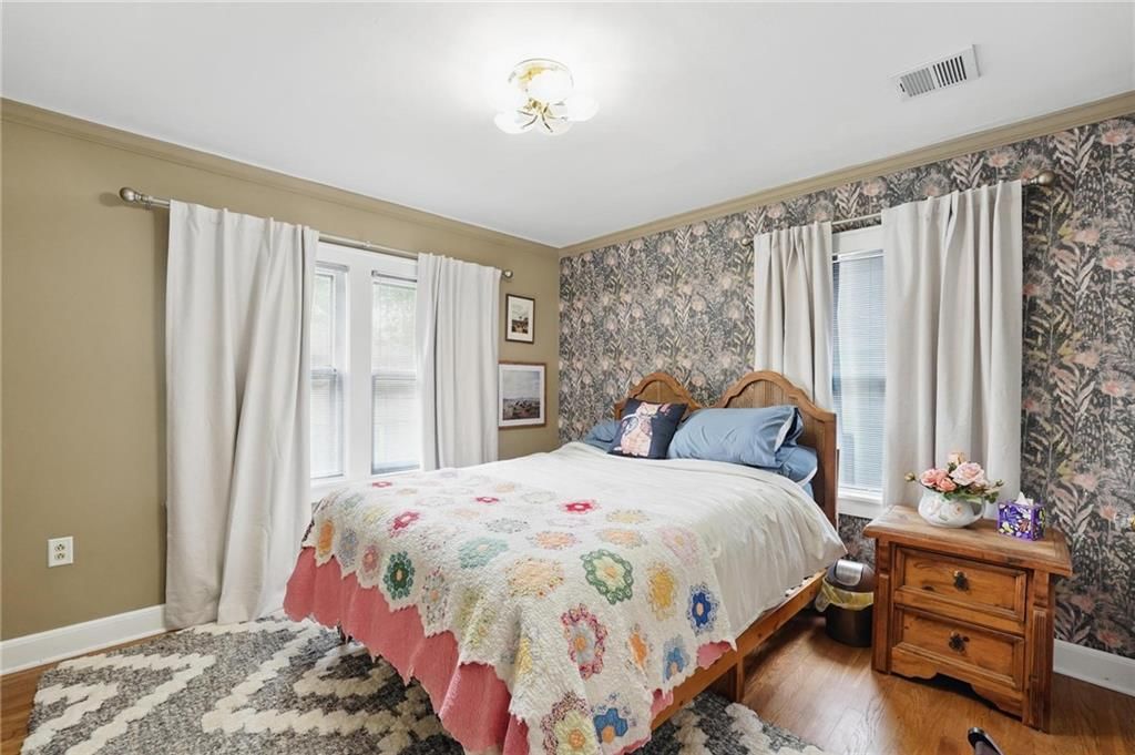 1037 W Gregory Boulevard — photo 19